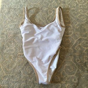 COPY - Lain Snow White bathing suit
